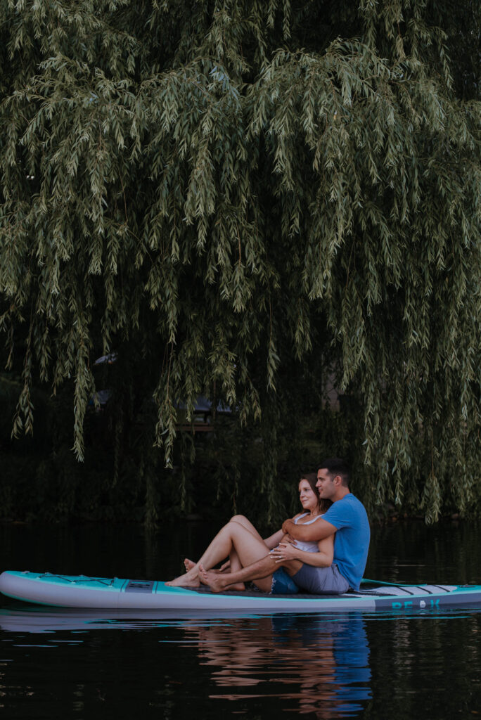 Couple under willow tree