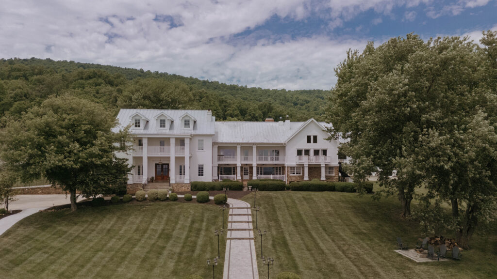The View at Bluemont Wedding